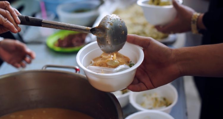 AVVISO - BENEFICIARI DEL SERVIZIO DI PASTI GRATUITI